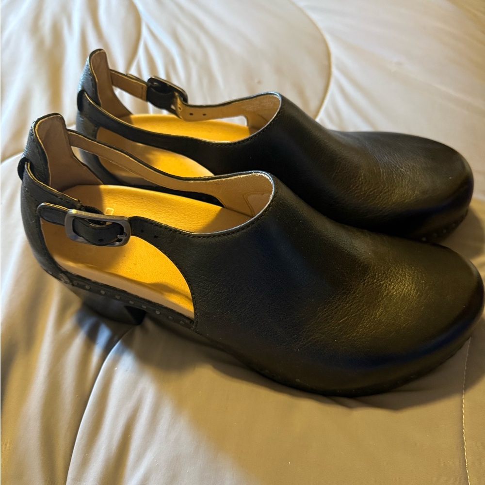 Dansko Black Leather Heeled Mules - Picture 3 of 9